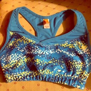 Lucy sport bra